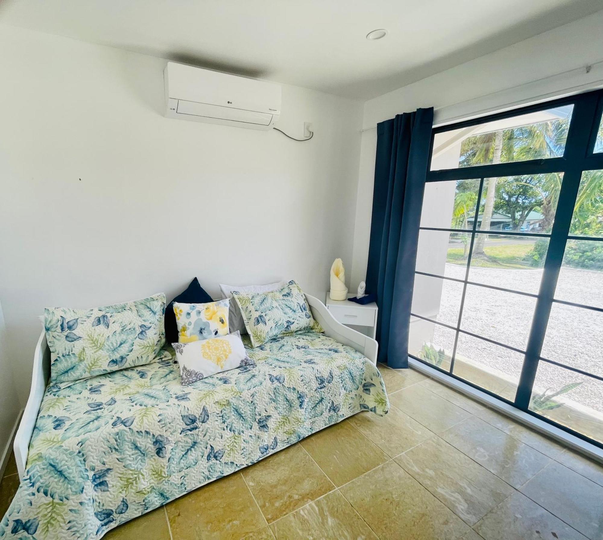 Red Hibiscus Villas ราโรทองกา ภายนอก รูปภาพ