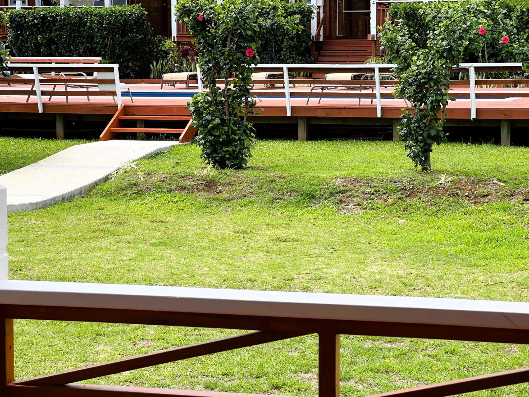 Red Hibiscus Villas ราโรทองกา ภายนอก รูปภาพ